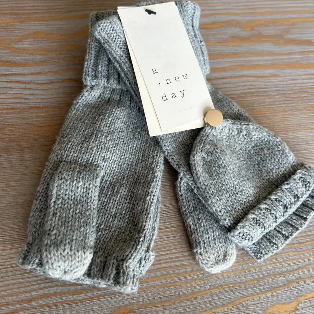 A New Day Women's Light Charcoal Gray Knit Flip Top Gloves - NWT